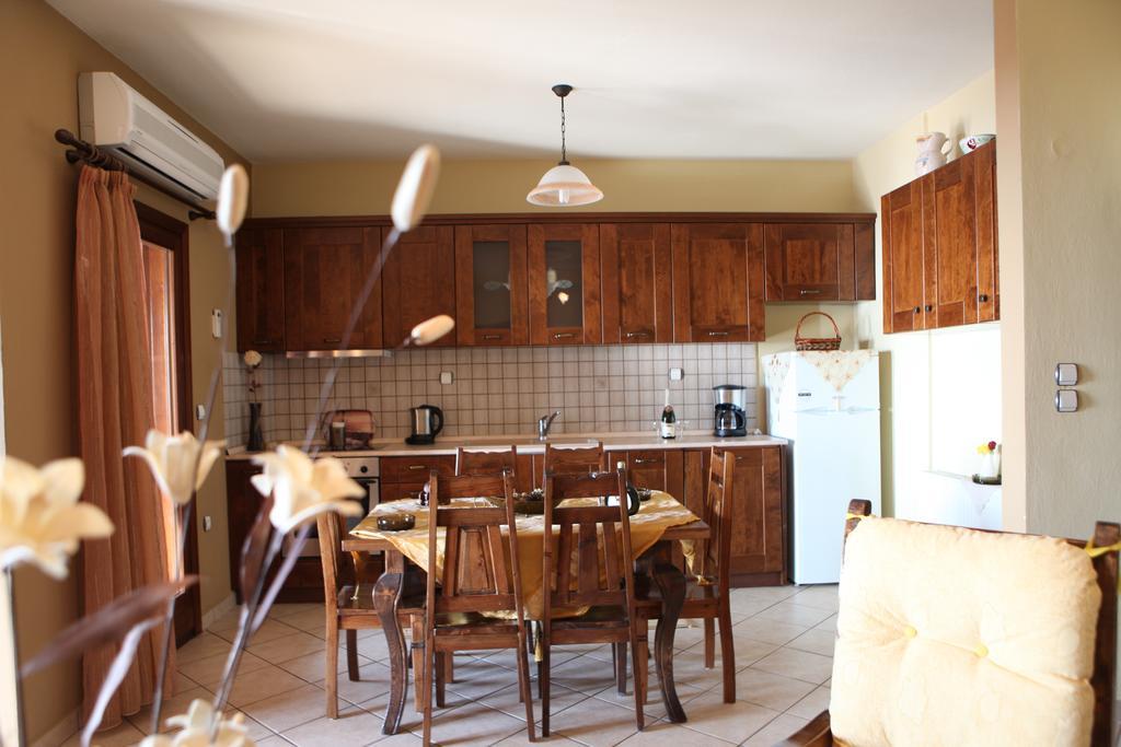 Dione Apartments อูรานูโปลี ห้อง รูปภาพ